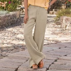 Oaklee Easy Pants, Petite -Sundance Fashion Shop 48603d25 63c8 4566 8acb 4d2765828eda