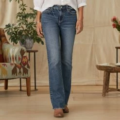 Kelly Classic Bootcut Jeans -Sundance Fashion Shop 5ec5b4bd a0cd 42ac 96c5 b8e8657167cf