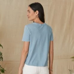 Perfect Crewneck Tee 8 Perfect Crewneck Tee -Sundance Fashion Shop b5f89c9a 67f4 46c7 8b57 3b6b81385fbc