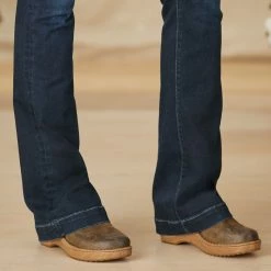 Wyatt Classic Flare Jean -Sundance Fashion Shop c49fbd58 58a0 4243 b7c0 b04e3c80f389