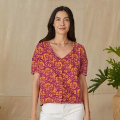 Vienna Tee, Petite -Sundance Fashion Shop d31fb153 553b 4a71 a0d3 534b1a8df91b