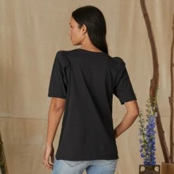 Evette Tee, Petite -Sundance Fashion Shop d5658da5 899a 4051 a5bc 9564b192354c